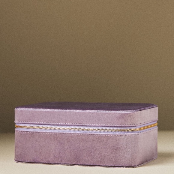 Anthropologie ARLET FLOCKED VELVET JEWELRY BOX 4554G110AA LILAC Size:  L - Picture 1 of 3